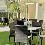 Hotel Pigalle *