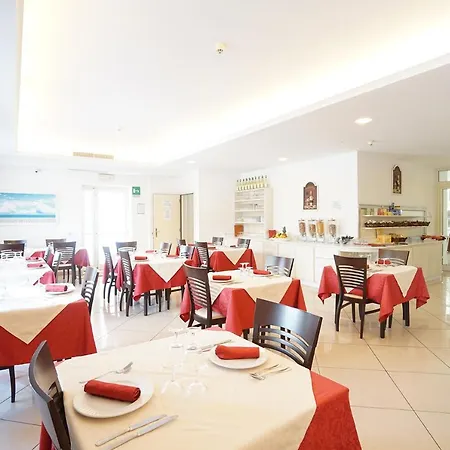 Pigalle * Forte dei Marmi